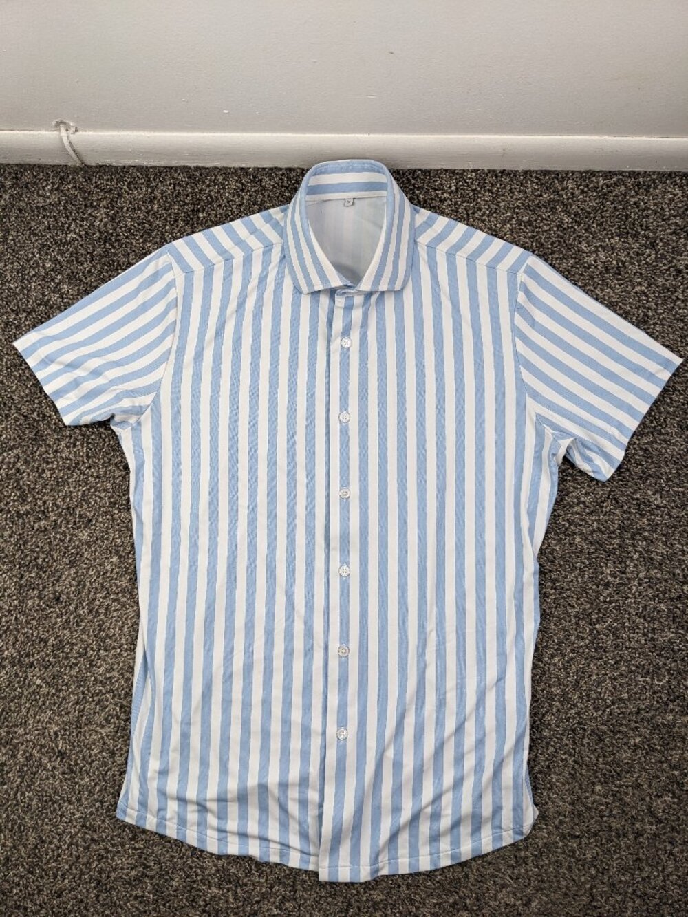 State & Liberty Shirt Performance S/S Button Striped Mens Medium Athletic Fit